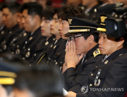 동료 소방관의 눈물
