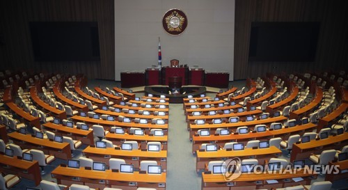 텅 빈 본회의장