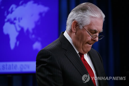 트럼프, 틸러슨 국무장관 전격 경질…후임에 폼페이오 CIA 국장
