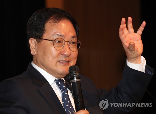 강연하는 유영민 장관