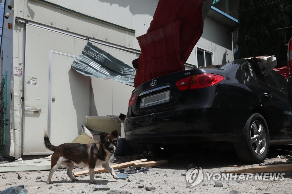 전쟁터 같은 폭발사고 인근 현장