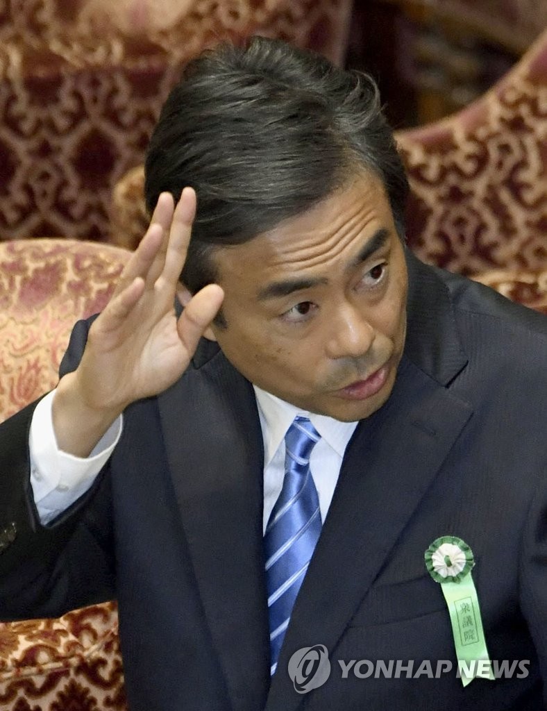 일본 국회서 증언하는 야나세 다다오 전(前) 총리 비서관