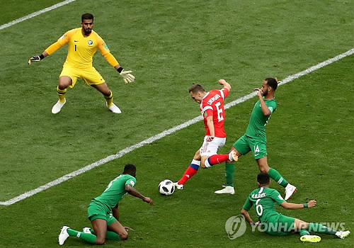 -월드컵- 개최국 러시아, 개막전에서 사우디 5-0 대파