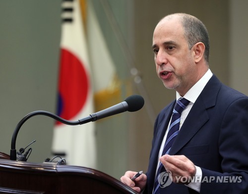 북한 종업원 관련 질문 답하는 유엔보고관