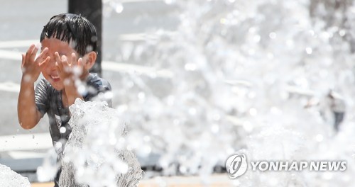 '폭염?' 물놀이 할 수 있으면 우리는 좋아!