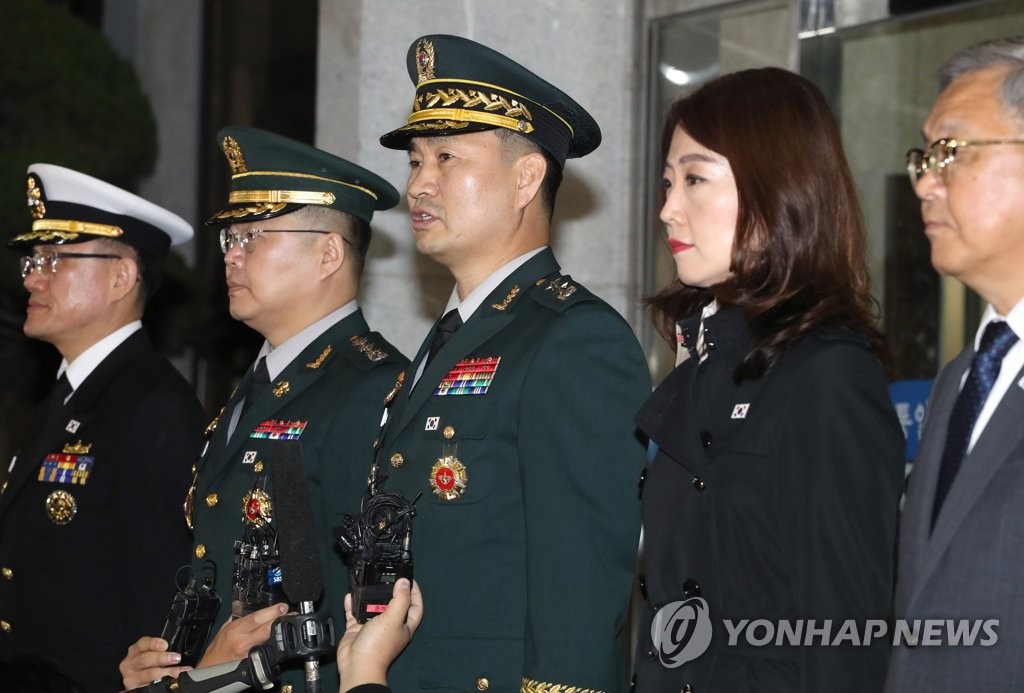 발언하는 김도균 남북장성급회담 수석대표
