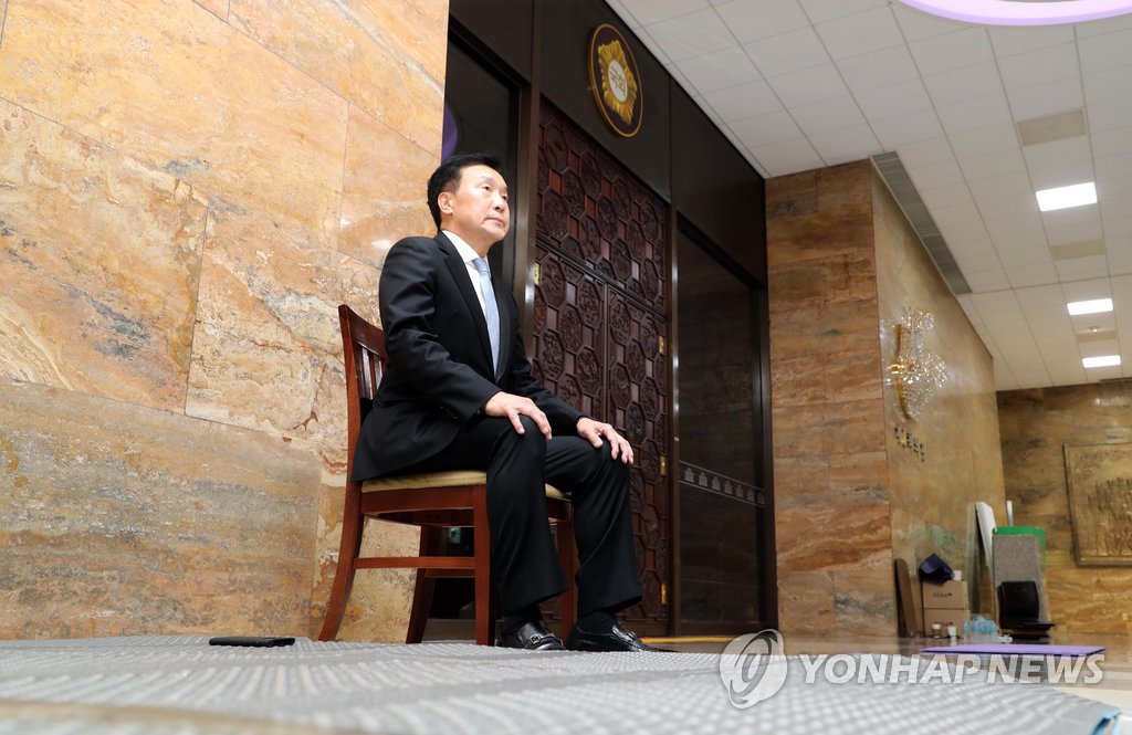 단식투쟁 돌입한 손학규