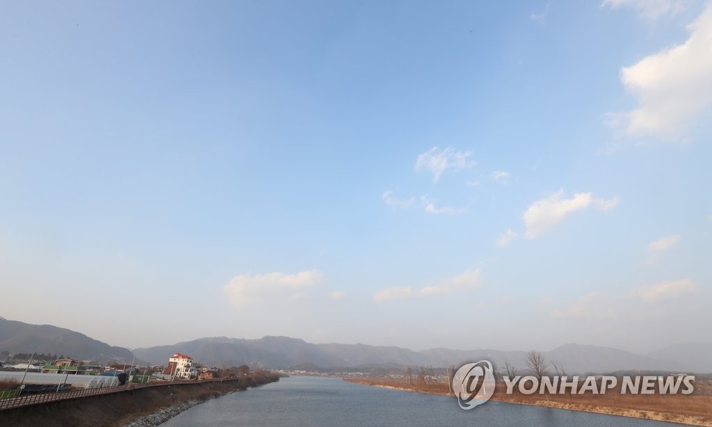 파란 하늘이 너무 반가워