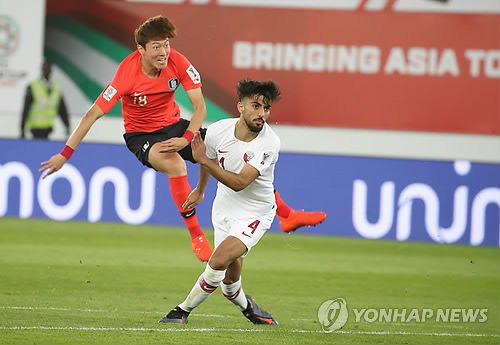 황의조 슛