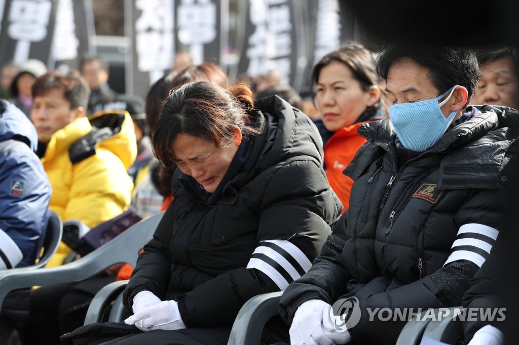"아들 없이 어찌 사나요"