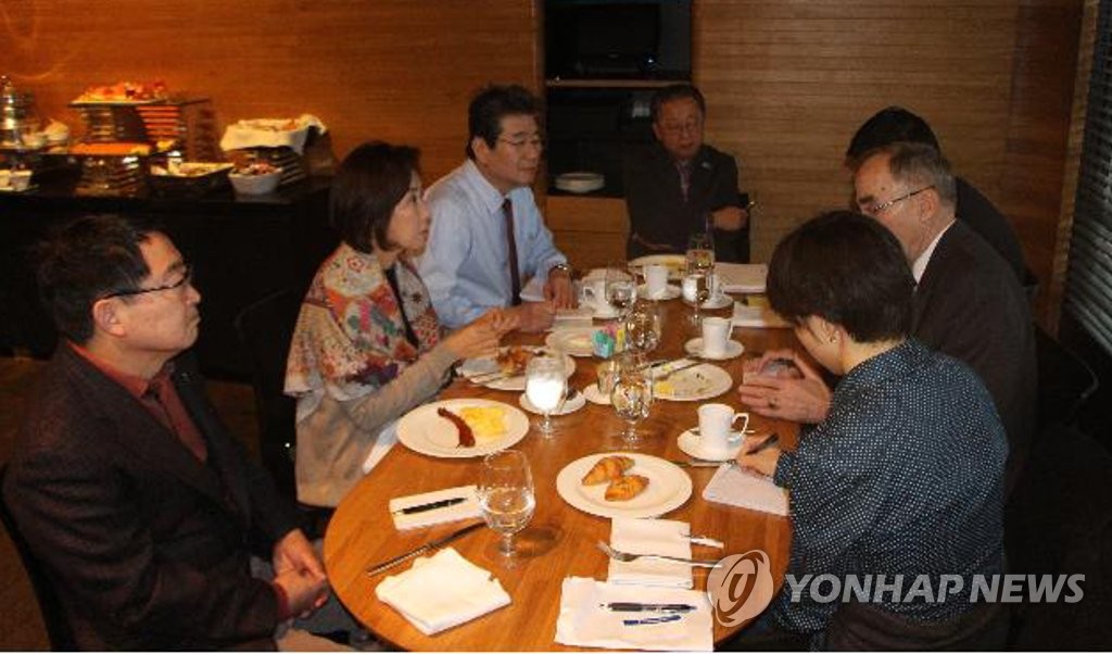 그렉슨 전 미 국방부 동아태 차관보 면담한 한국당 방미 대표단
