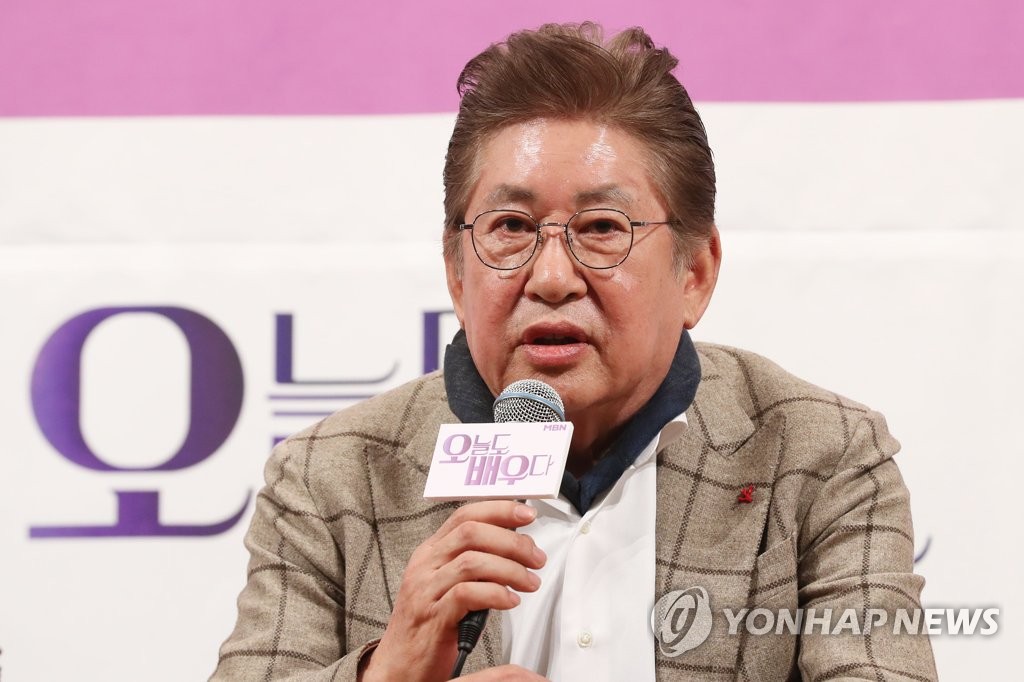 '국민 시아버지' 김용건