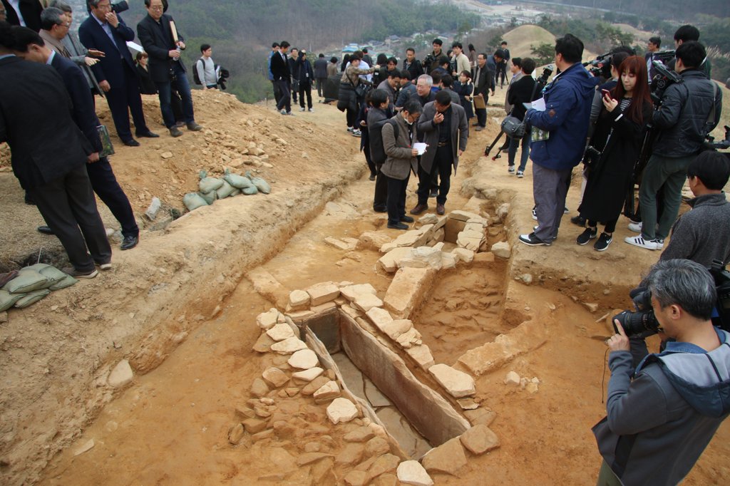 토제방울 나온 고령 지산동 석곽묘