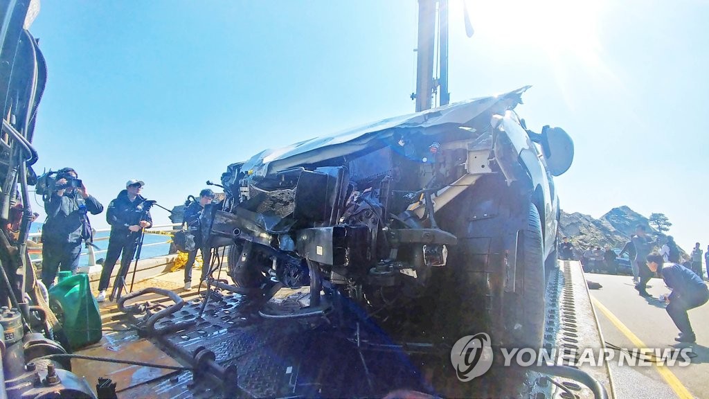 바다 추락 승용차 인양