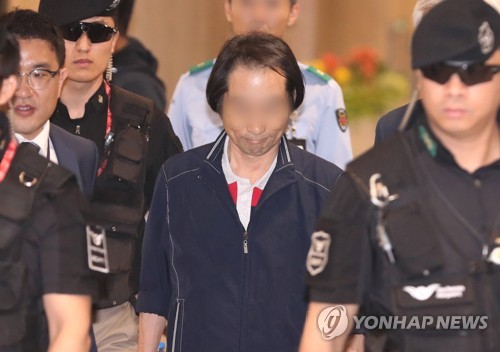 삼엄한 경호속에 귀국하는 리비아 피랍 한국인