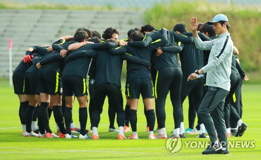 初V目指し円陣 U20韓国代表 初V目指し円陣 U20韓国代表
