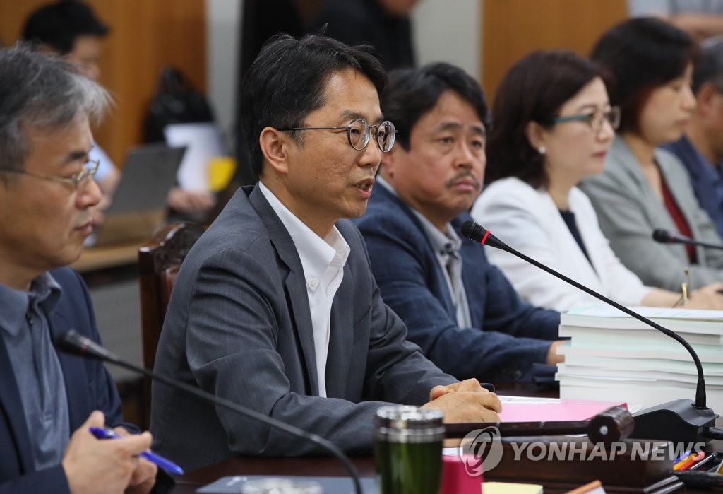 모두발언하는 박준식 최저임금위원장