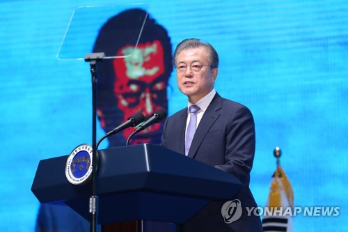 전남 경제비전 선포식 인사말 하는 문 대통령