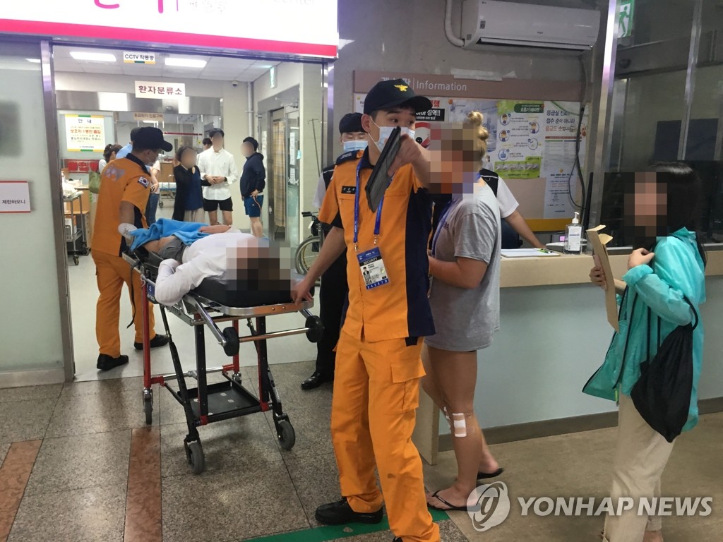 광주 클럽 구조물 붕괴 사고로 다친 외국인 수영선수