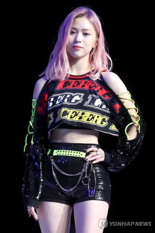 오는 14일 수능을 치르는 걸그룹 있지의 류진