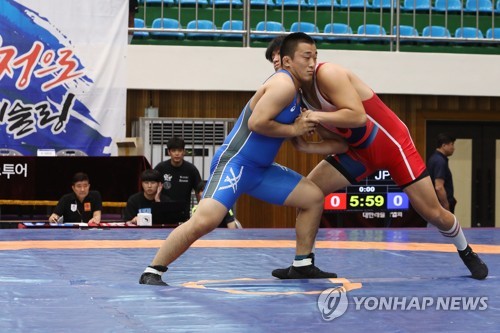 "온 힘을 다해"
