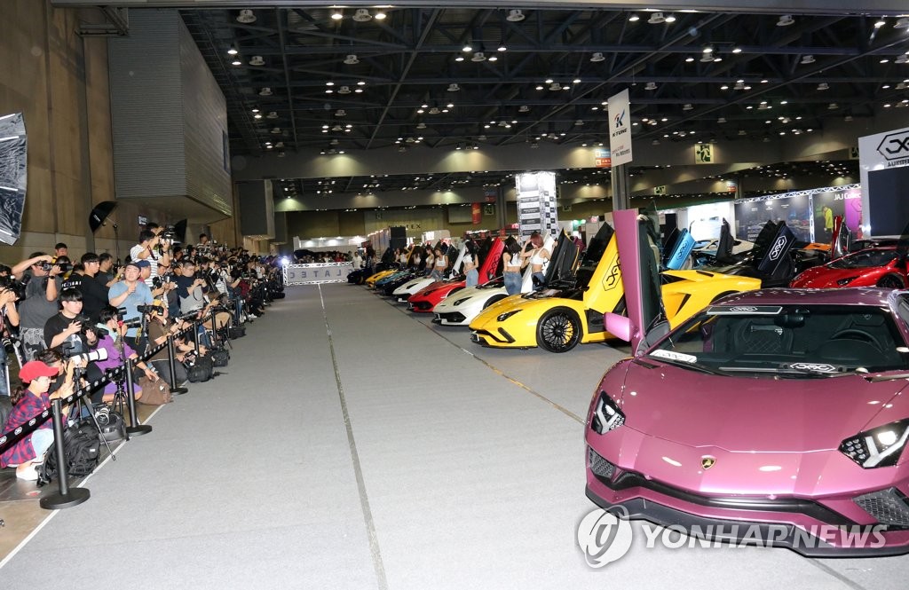 '2019 오토살롱위크' 개막
