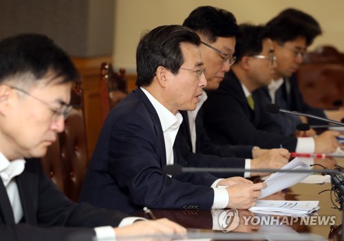 인사말 하는 김용범 차관