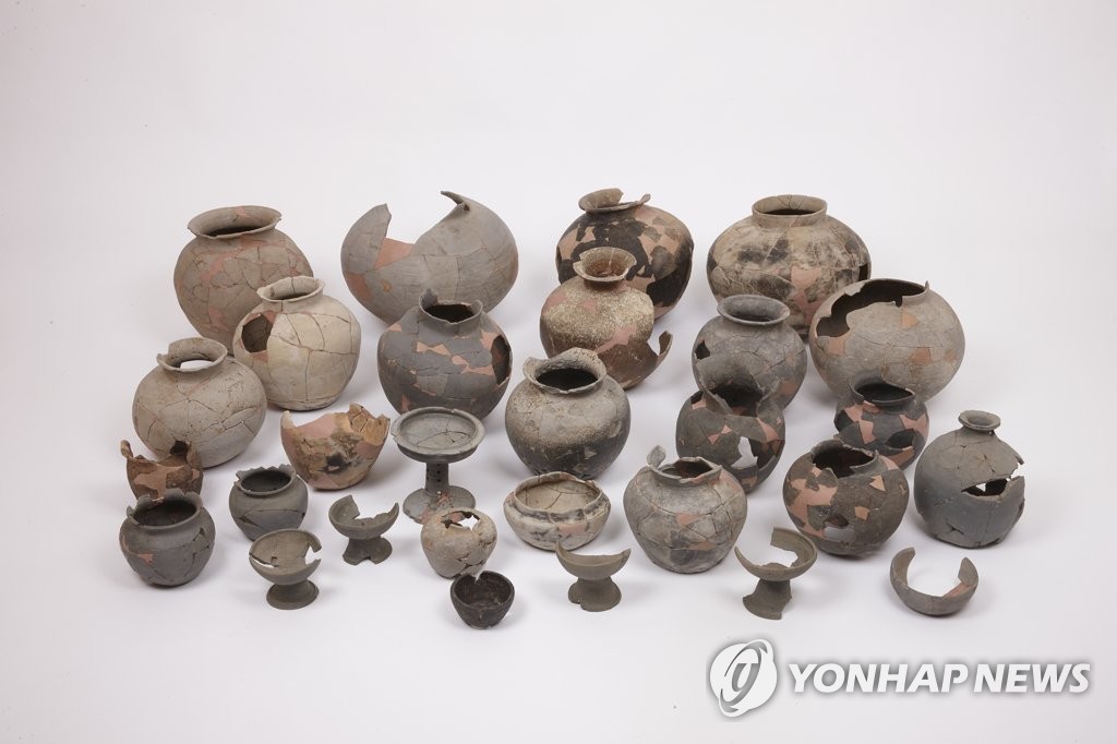 석촌동고분군서 출토된 제사 토기
