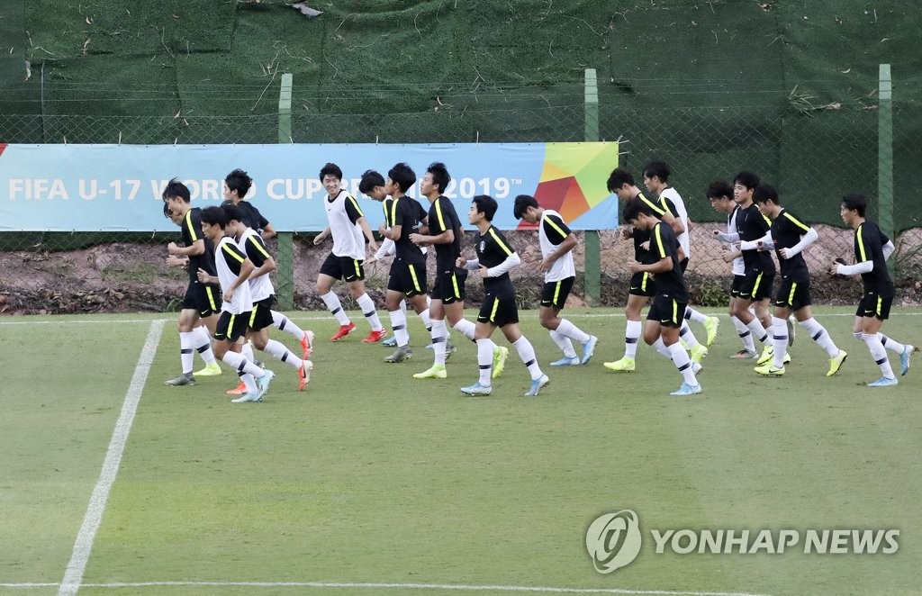 U-17 축구 대표팀, 4강 향한 발걸음