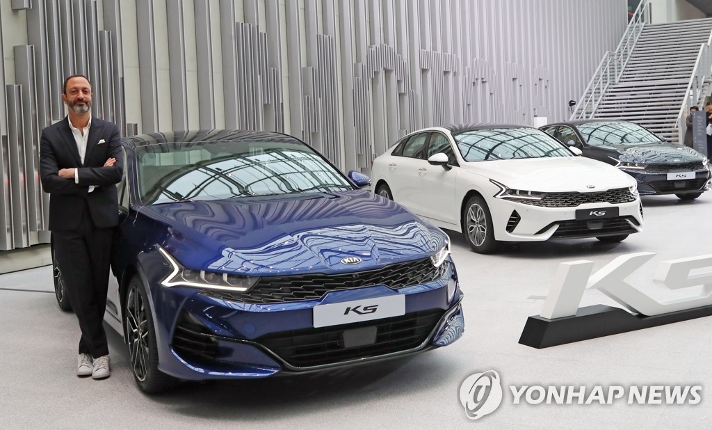 기아, 풀 체인지 된 K5 발표