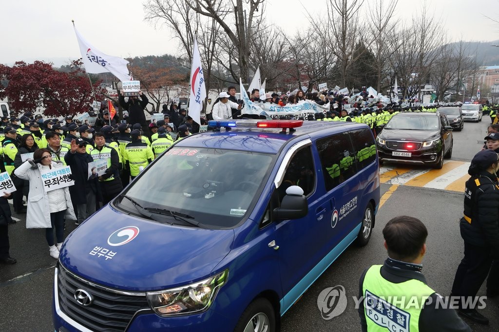 Ex-President Park redetained after surgery Ex-President Park redetained after surgery