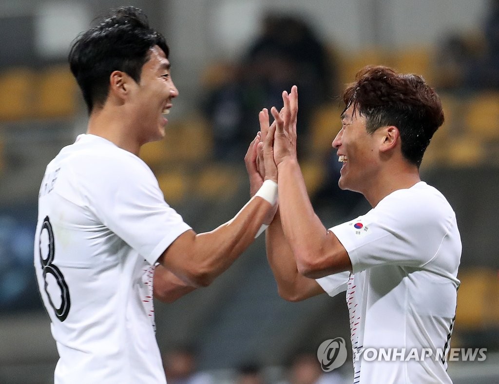 기쁨 나누는 나상호