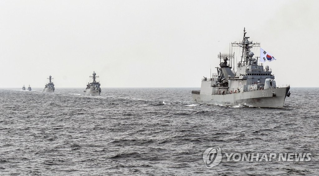 海軍が戦術機動訓練 海軍が戦術機動訓練
