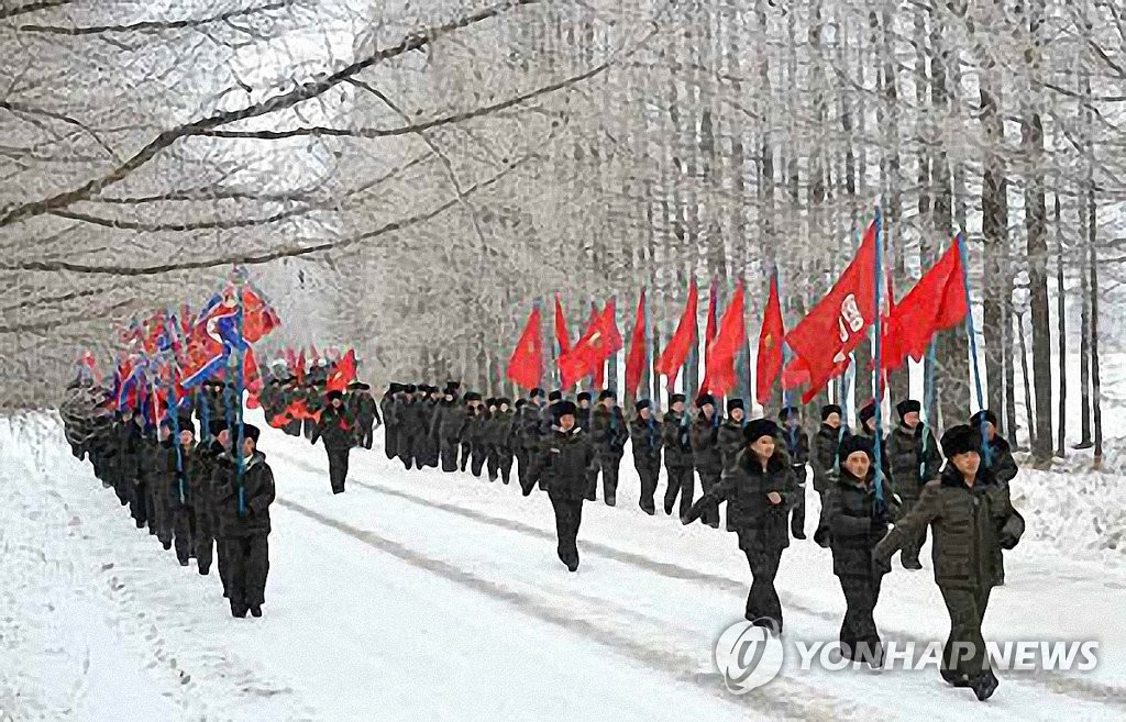 노동신문, 학생들의 백두산지구 답사 소식 보도