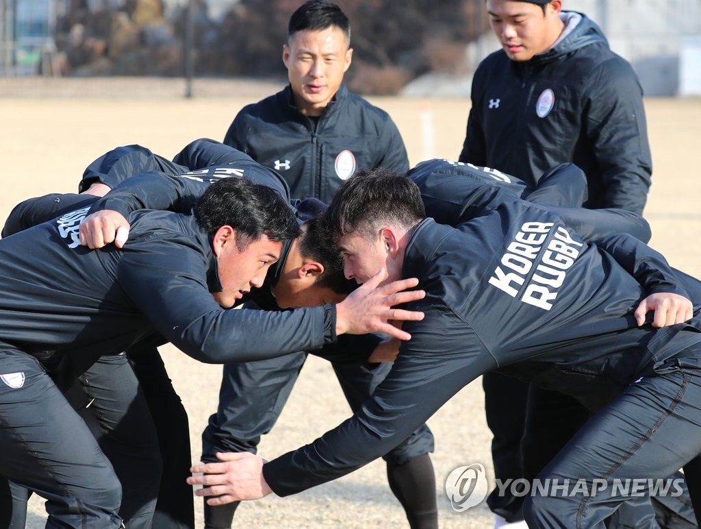 훈련하는 럭비 국가대표팀