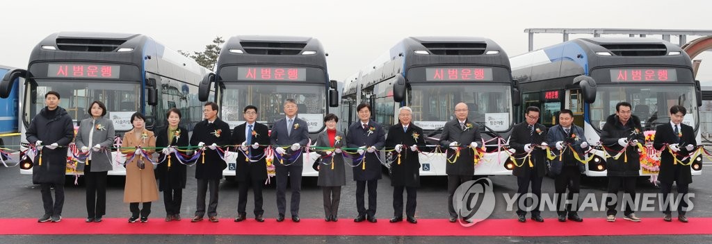 세종시, 전국 처음으로 친환경 전기굴절버스 운행
