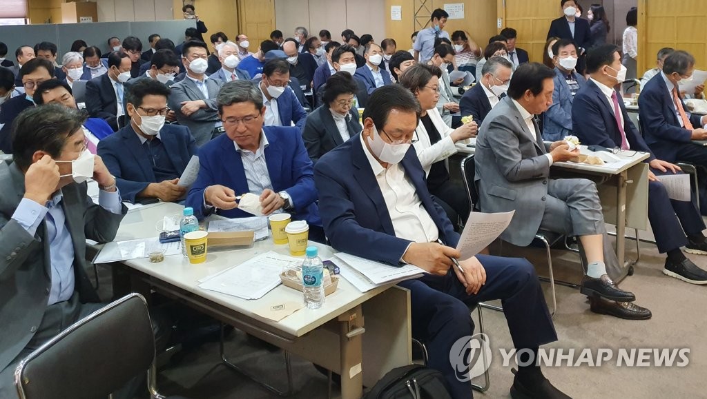 마포포럼에 참석한 국민의힘 전·현직 의원들