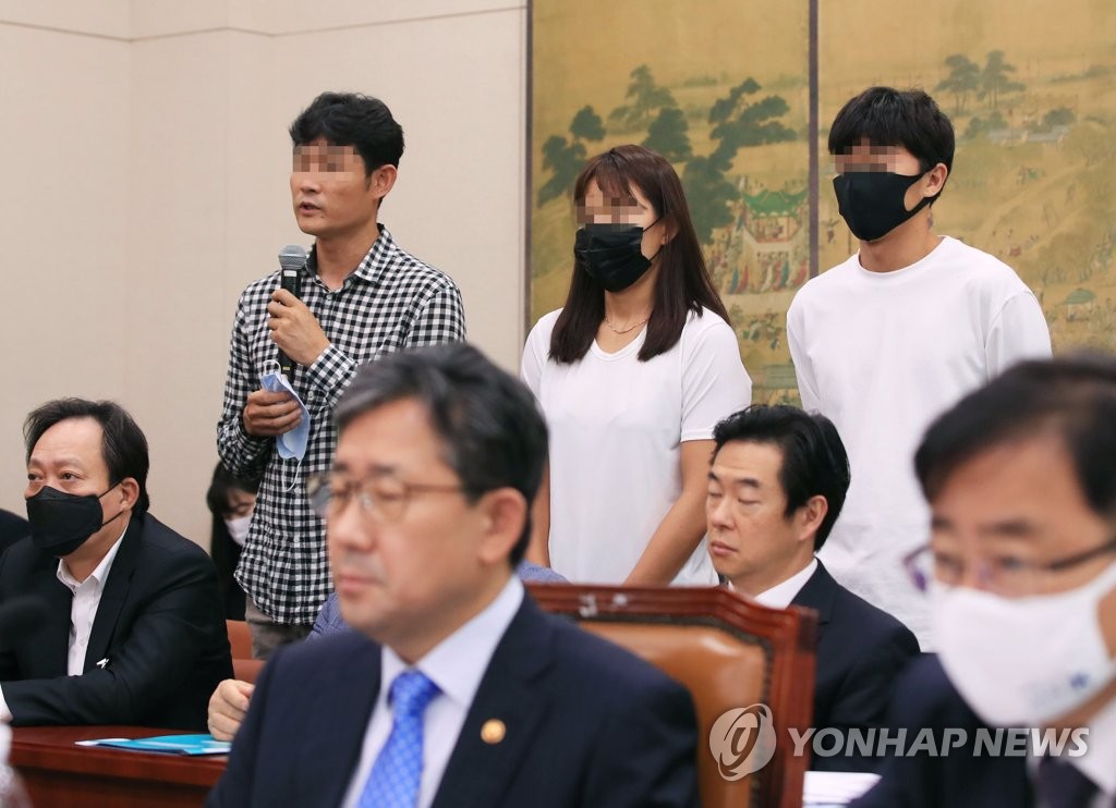 トライアスロン元代表の自殺巡り監督が暴力否定 トライアスロン元代表の自殺巡り監督が暴力否定