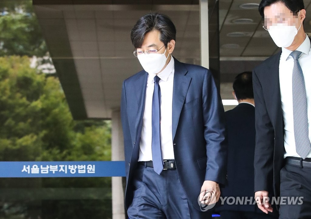 공판 마친 김성준 전 앵커