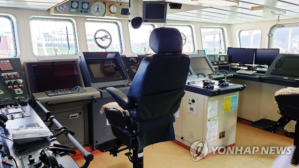 무궁화 10호와 같은 크기의 어업지도선 내부