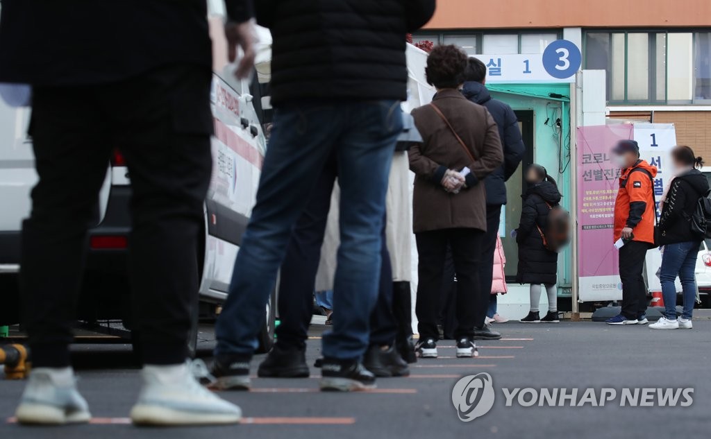 코로나19 146명 신규 확진…나흘째 세 자리
