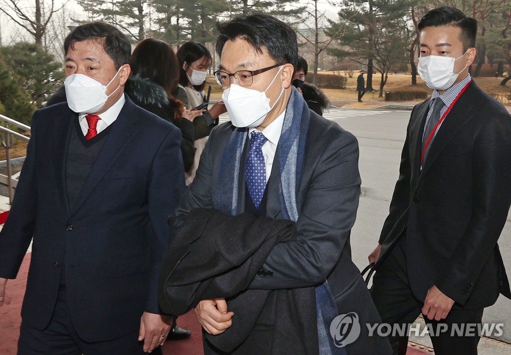 초대 공수처장 김진욱 출근