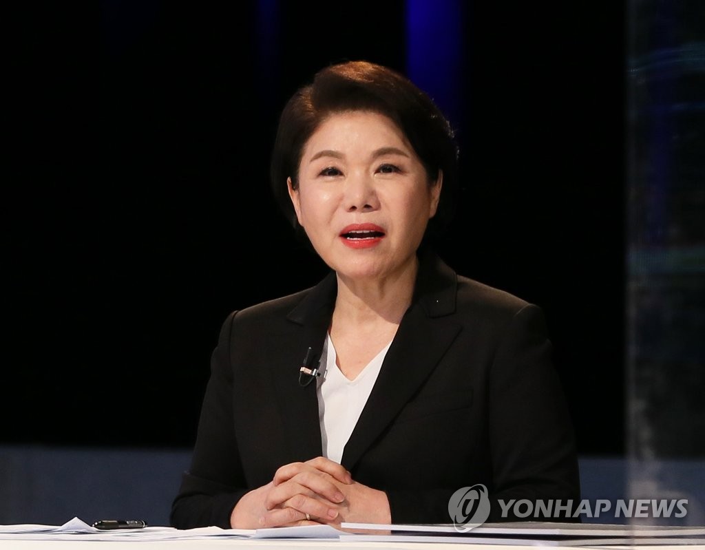 방송토론 인사말하는 조은희