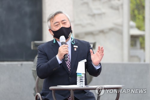 평화토크쇼하는 이재강 경기도 평화부지사