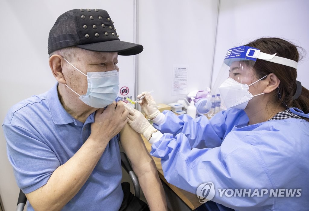 ワクチン1回目接種 1300万人突破 ワクチン1回目接種 1300万人突破