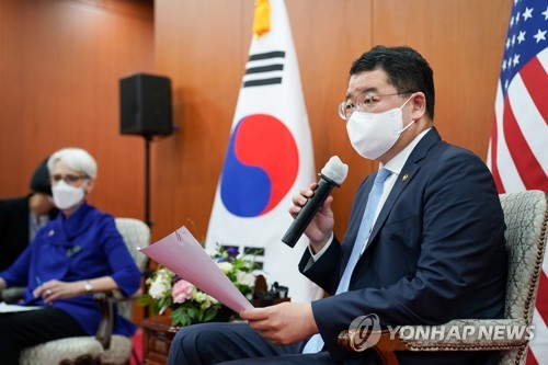 한미 외교차관 전략대화 도어스테핑