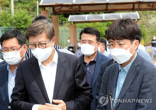 이준석 대표, 부산 가덕도 방문