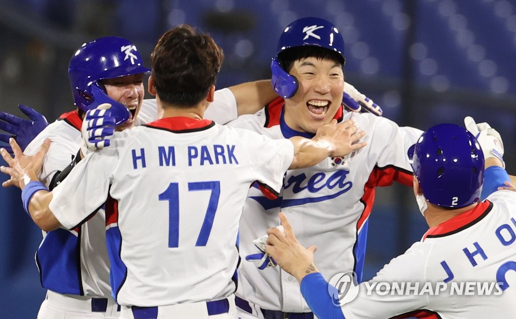 야구대표팀, 도미니카共에 4-3 승리…김현수, 9회말 끝내기 