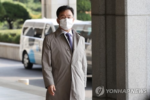 화천대유 대주주 김만배, 검찰 재소환