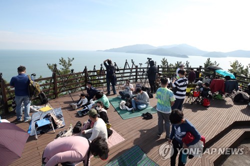 "누리호 발사 장면 놓칠 수 없다"